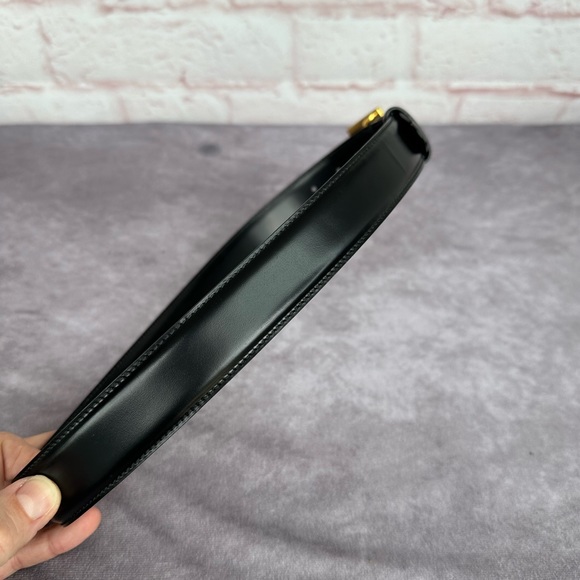 Gucci Vintage G Black Shiny Leather Goldtone Belt 037-0124 75/30. It is 100% aut - Picture 5 of 12